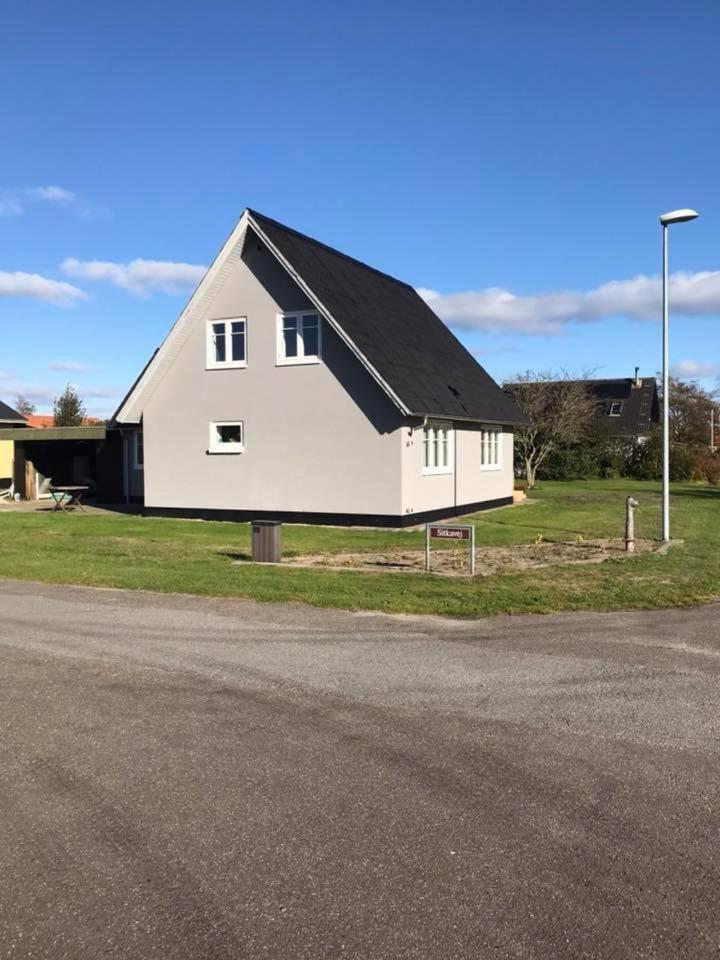 Hyggeligt Byhus Taet Ved Skov Og Togstation Aalbaek Exterior photo
